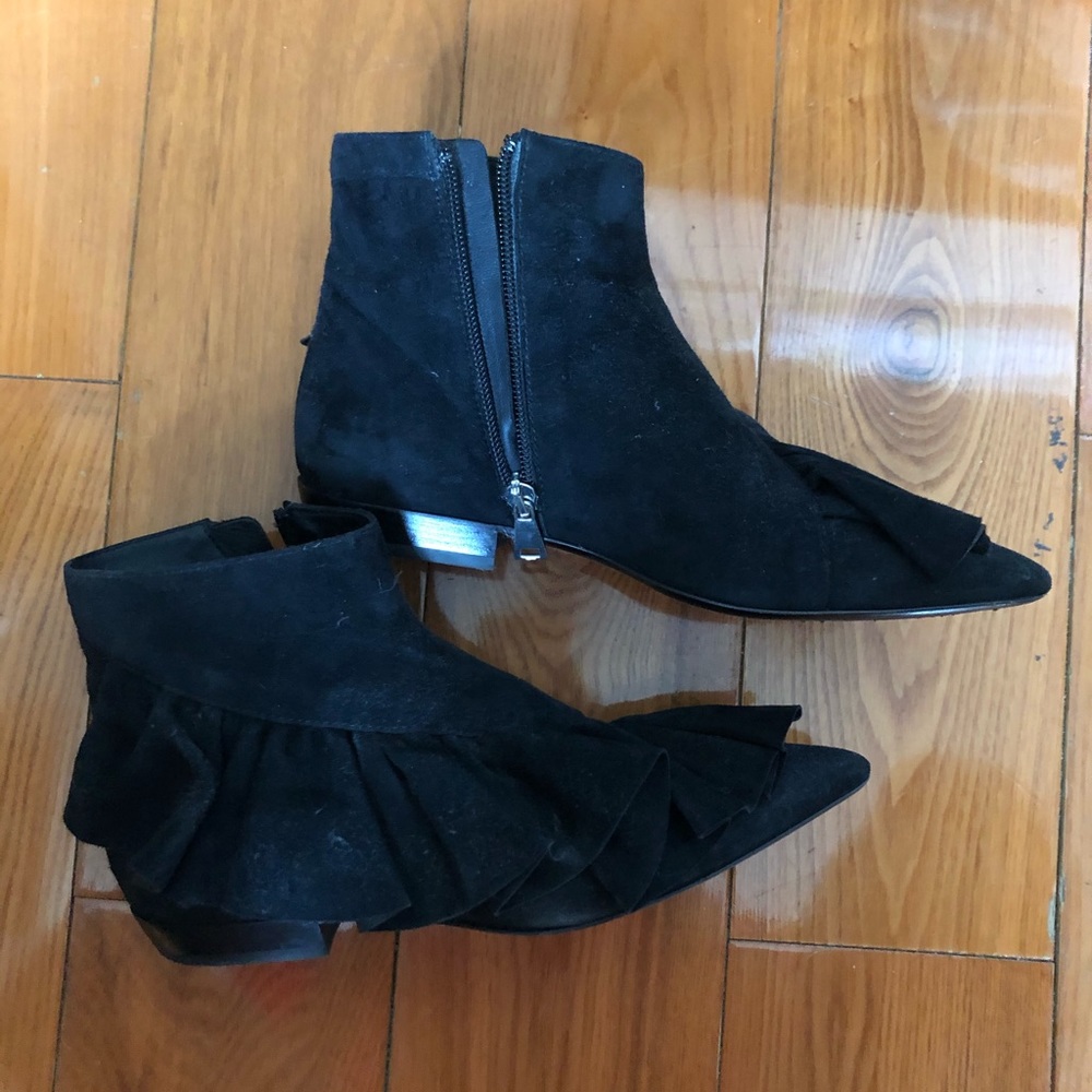 Jw Anderson pointy suede ruffle boots sz 6